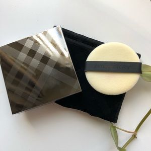 Burberry Nude Powder